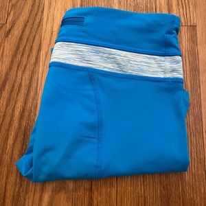 Lululemon Inspire Crop